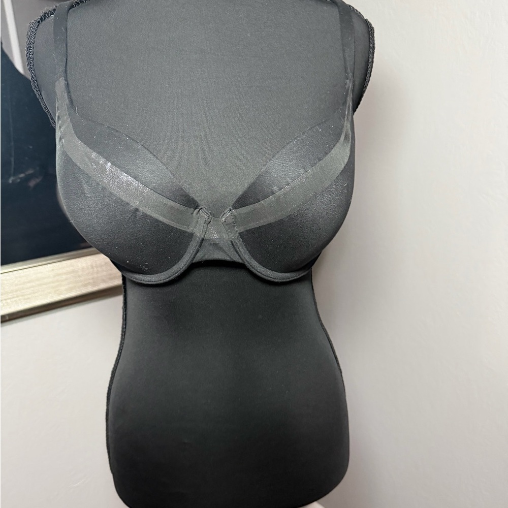 Victoria’s Secret Body By Victoria Perfect Shape Black Bra Shimmer Trim 36C